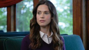 Lyndsy Fonseca, Next Stop Christmas, Hallmark Channel, The Young and the Restless, Y&R, #YR, Young & Restless, Colleen Carlton