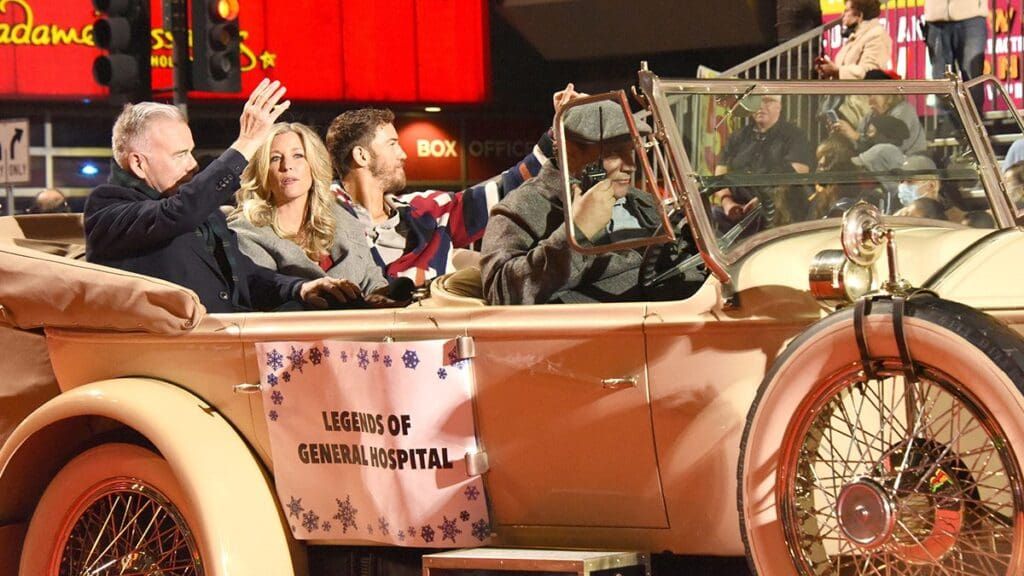 The 89th Annual Hollywood Christmas Parade, The CW, Ian Buchanan, Laura Wright, Wes Ramsey, General Hospital, GH, GH ABC, #GH, #GeneralHospital