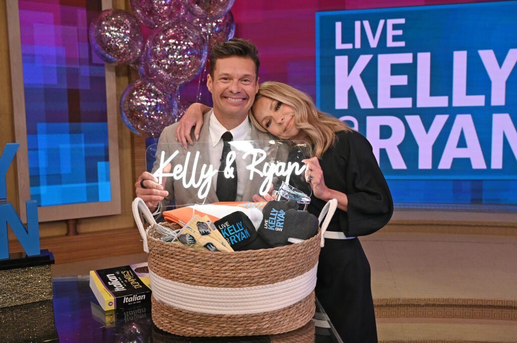 Ryan Seacrest, Kelly Ripa, Live with Kelly and Ryan, Kelly and Ryan, #LivewithKellyandRyan, #KellyandRyan