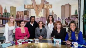 Sara Haines, Ana Navarro, Whoopi Goldberg, U.S. Vice President Kamala Harris, Alyssa Farah Griffin, Joy Behar, Sunny Hostin, The View, #TheView