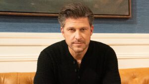 Greg Vaughan, Kial Rollins, Beyond the Gates